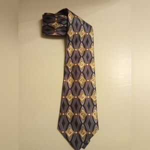 Halston Vintage men's geometric print tie